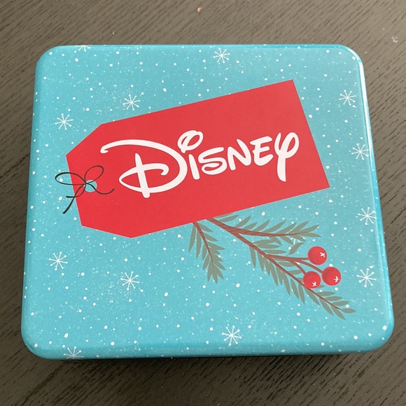 Disney Accessories New Disney Mickey Mouse Bifold Wallet Key Chain